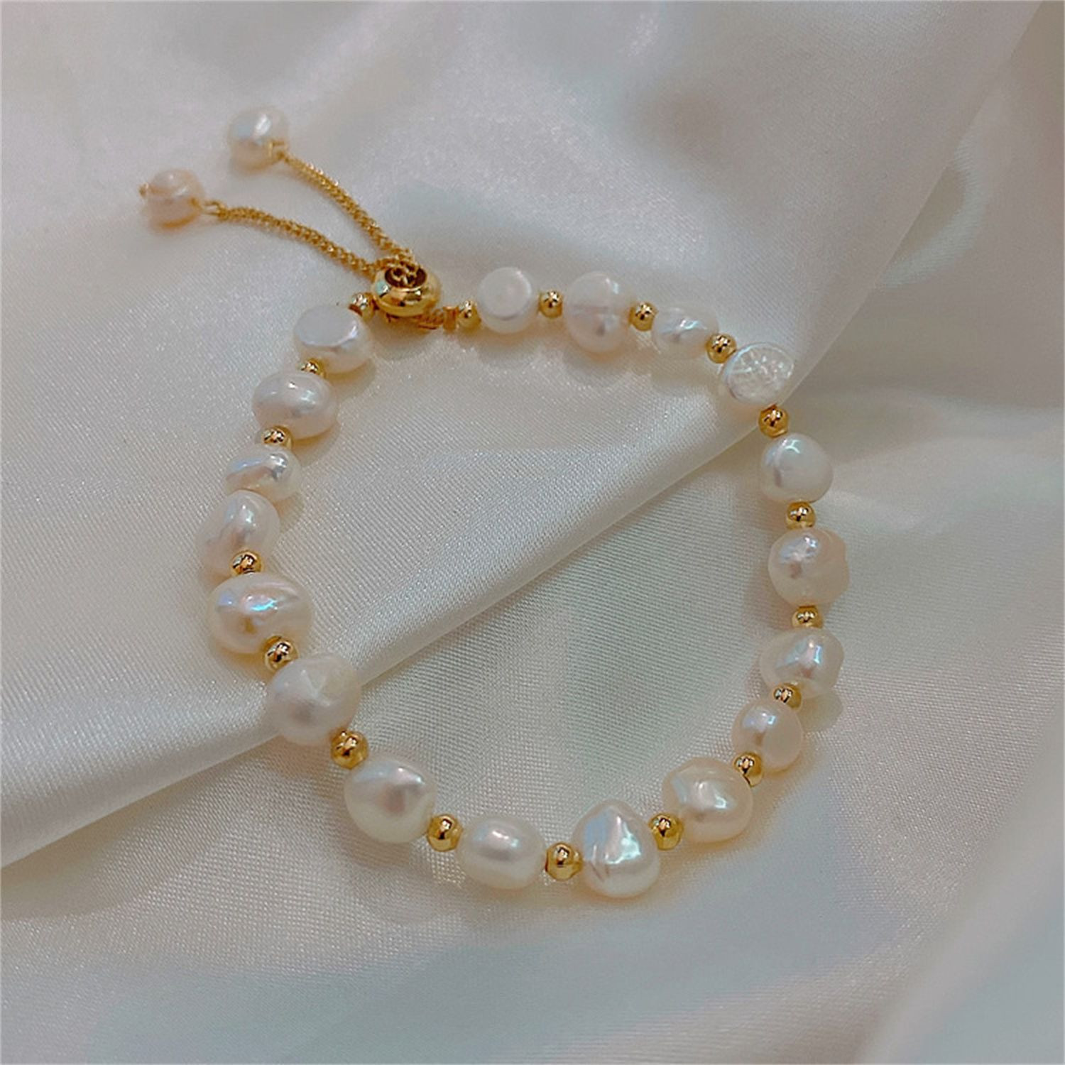 Wholesale new fashion natural freshwater pearl bracelet