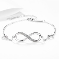 Adjustable Length Silver bracelet with Simple Yet Elegant Design