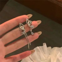 Wholesale elegant and versatile high-end mete alloy stud earring