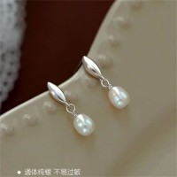 Hot selling fashionable and simple various styles pearl stud earring